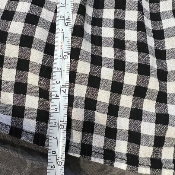 American Eagle Black And White Gingham Cropped Top Women's Size Small - Picture 10 of 10